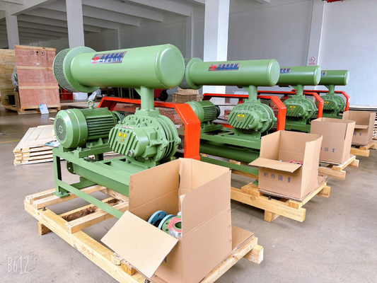 4.89-17.86m3/Min 100mm Port diya. Rotary 10KPA - 50 KPA Tri Lobe Roots Blower Güvenilir Havalandırıcı